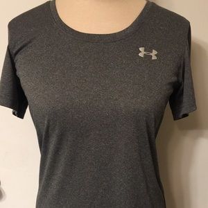 UNDER ARMOUR 💪🏻 Women’s T Shirt